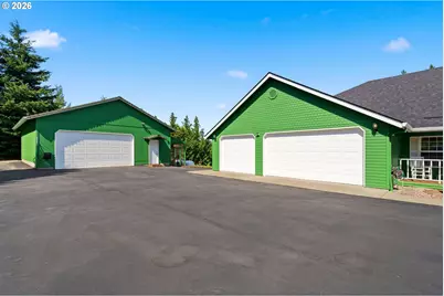 10920 Martin Ln NE, Aurora, OR 97002 - Photo 3