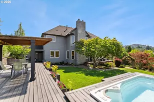 8711 NW Benson St, Portland, OR 97229 - Photo 45