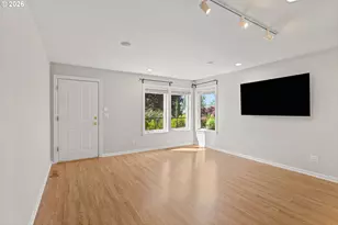 8711 NW Benson St, Portland, OR 97229 - Photo 39
