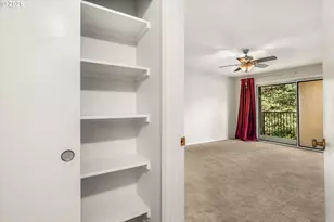 200 SW Burnham Rd, Lake Oswego, OR 97034 - Photo 17