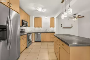 200 SW Burnham Rd, Lake Oswego, OR 97034 - Photo 15