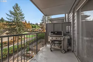 200 SW Burnham Rd, Lake Oswego, OR 97034 - Photo 21