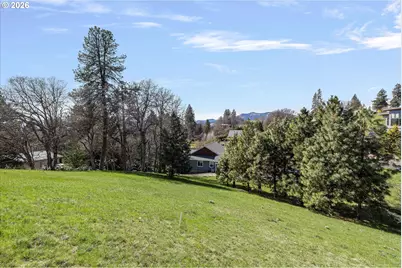 105 Alta Vista Rd, White Salmon, WA 98672 - Photo 9