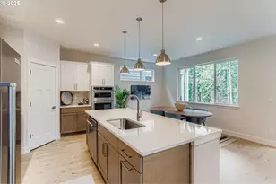 7839 SW Thornbridge Ter, Beaverton, OR 97007 - Photo 9