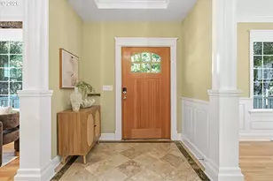 2917 NE 9th Ave, Portland, OR 97212 - Photo 3