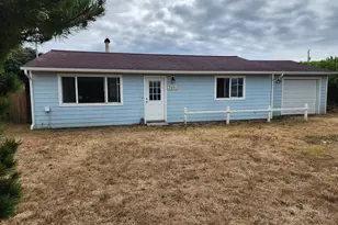 2001 NW Mackey St, Waldport, OR 97394 - Photo 1