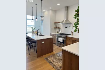 9316 NW Hardy Ave, Portland, OR 97231 - Photo 13