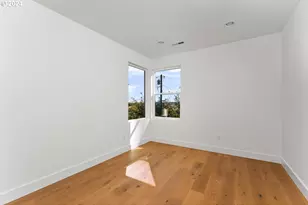 9316 NW Hardy Ave, Portland, OR 97231 - Photo 33