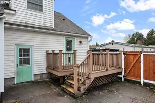 9311/9315 SE Grant St, Portland, OR 97216 - Photo 29