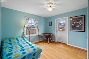 9311/9315 SE Grant St, Portland, OR 97216 - Photo 9