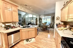19244 Cantata Dr, Oregon City, OR 97045 - Photo 7