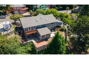 2460 Stephanie Ln, North Bend, OR 97459 - Photo 19