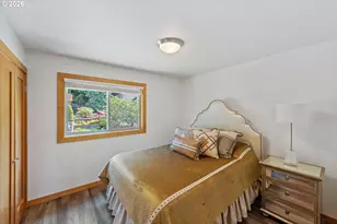 2460 Stephanie Ln, North Bend, OR 97459 - Photo 13