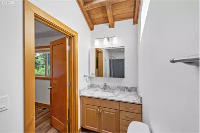 2460 Stephanie Ln, North Bend, OR 97459 - Photo 9