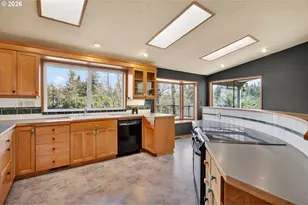 16091 S Clackamas River Dr, Oregon City, OR 97045 - Photo 5