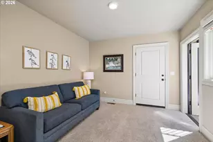2883 Lord Byron Pl, Eugene, OR 97408 - Photo 39