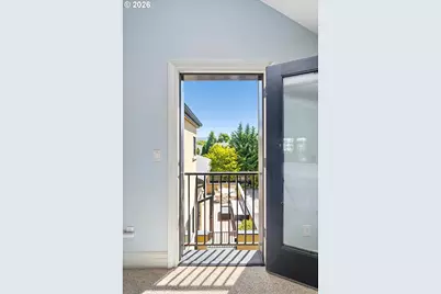 2883 Lord Byron Pl, Eugene, OR 97408 - Photo 29