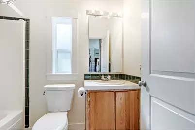 244 NW Hayden Ct, Hillsboro, OR 97124 - Photo 17