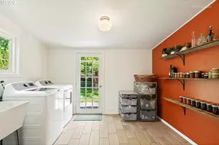 1411 NE Highland St, Portland, OR 97211 - Photo 13