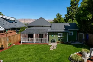 412 E 11th St, The Dalles, OR 97058 - Photo 15