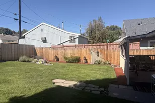 412 E 11th St, The Dalles, OR 97058 - Photo 23