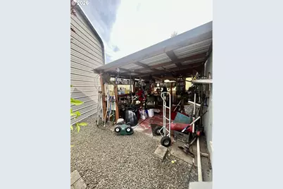 549 NE Nash St, Roseburg, OR 97470 - Photo 23