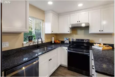 450 Hunsaker Ln, Eugene, OR 97404 - Photo 21