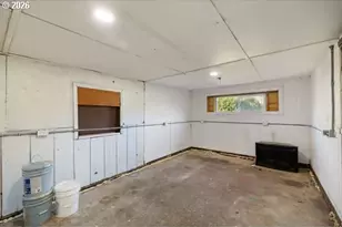 450 Hunsaker Ln, Eugene, OR 97404 - Photo 41