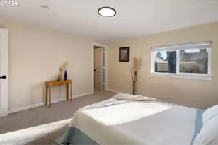 450 Hunsaker Ln, Eugene, OR 97404 - Photo 25