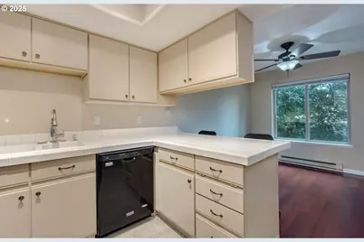 86 Kingsgate Rd #22, Lake Oswego, OR 97035 - Photo 15