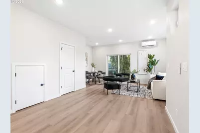 8632 SW 21st Ave, Portland, OR 97219 - Photo 9