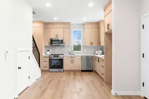 8632 SW 21st Ave, Portland, OR 97219 - Photo 21