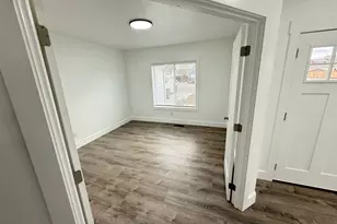 905 Monroe St, Harrisburg, OR 97446 - Photo 25