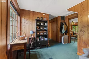 905 E 1st St, Coquille, OR 97423 - Photo 5