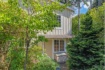 905 E 1st St, Coquille, OR 97423 - Photo 39