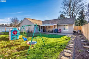 85 NE 23rd St, Gresham, OR 97030 - Photo 21