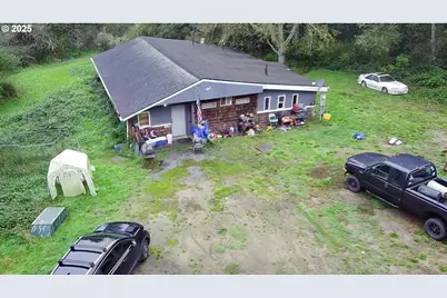 32203 Douglas Dr, Ocean Park, WA 98640 - Photo 1