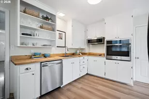 1307 SE 37th Ave, Portland, OR 97214 - Photo 9
