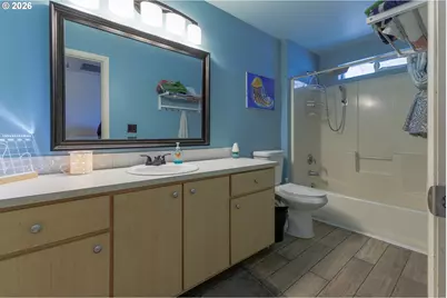 3047 NE Leah St, Salem, OR 97305 - Photo 17