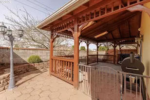 3047 NE Leah St, Salem, OR 97305 - Photo 25