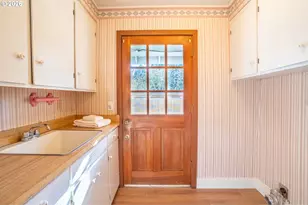 1708 River Rd, Eugene, OR 97404 - Photo 11