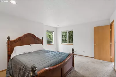512 SE Alder Ct, Hillsboro, OR 97123 - Photo 29