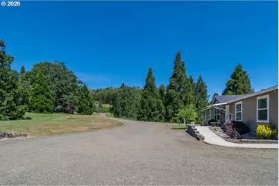 600 Becker Rd, Roseburg, OR 97471 - Photo 43