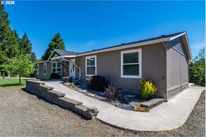 600 Becker Rd, Roseburg, OR 97471 - Photo 3