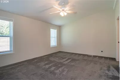 600 Becker Rd, Roseburg, OR 97471 - Photo 17