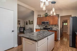 600 Becker Rd, Roseburg, OR 97471 - Photo 13