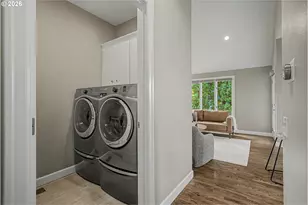 8710 NW Hazeltine St, Portland, OR 97229 - Photo 17