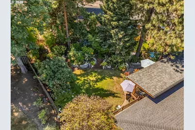 725 NW Mawrcrest Dr, Gresham, OR 97030 - Photo 39