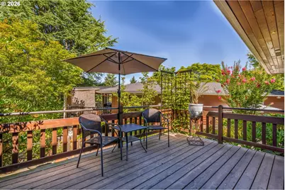 725 NW Mawrcrest Dr, Gresham, OR 97030 - Photo 17
