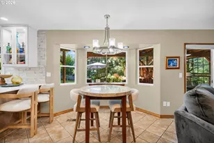 725 NW Mawrcrest Dr, Gresham, OR 97030 - Photo 11